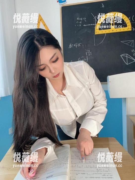 微密圈 - 当泳衣遇见壁纸，120斤的小王同学的合集就是一场视觉的海浪！