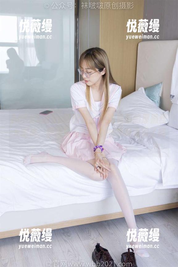 BoBoSocks袜啵啵 - 奶油最新的厚黑丝大腿袜：原图配花边，今晚你被美到了吗？
