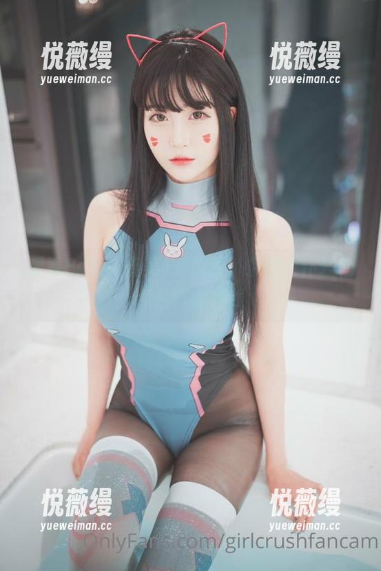观看Bomi(普美)的原图，条纹女仆轻松抓住我的视线
