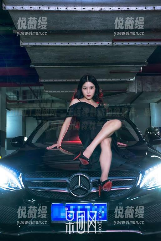 GIRLT果团网 - 王语纯最新豹纹照片，哦，那是隐秘的森林气息吗？