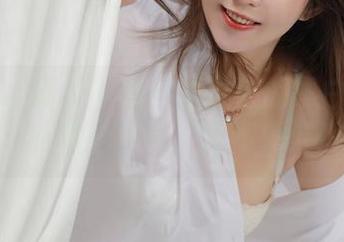 MFStar模范学院 – 董林越的黑白私拍图集：够黑也够白，算不算混搭？