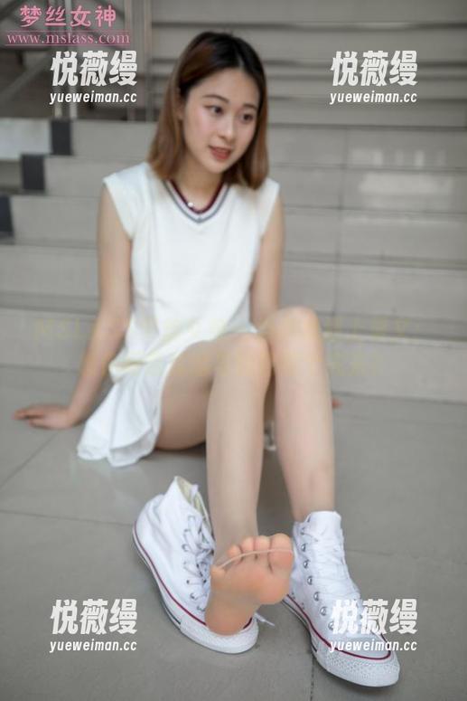 MSLASS梦丝女神-曼文 MSLASS梦丝女神 - 当灰丝遇上曼文:想你问我高清与图包哪个先来?