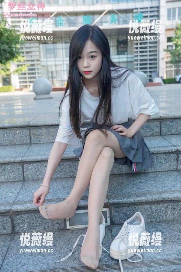 MSLASS梦丝女神 - 苏沐his笔直细腿图集，哪位兄弟敢对我说出“你的腿不细”？