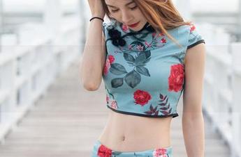 MiStar魅妍社 – 最新：高跟鞋下的SISY思，仿佛在与地心引力较劲