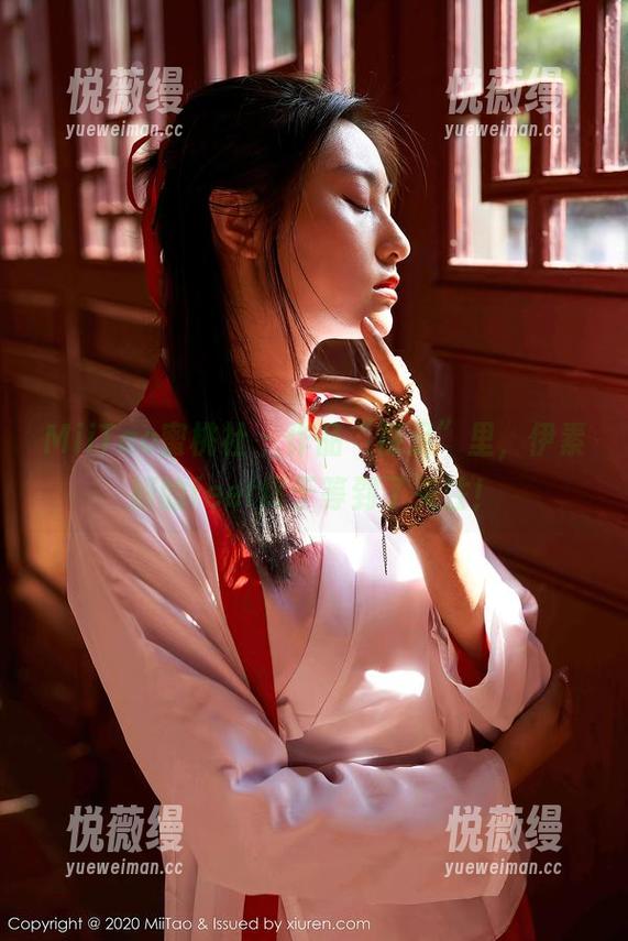 MiiTao蜜桃社 - 作品“裸足”里，伊素妍的feet终于等到了关注！
