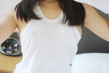 MyGirl美媛馆 – 一条白丝，王馨瑶yanni让我想到了童年那根跳绳，跳跳跳，嗨起来！私拍版美图见招！