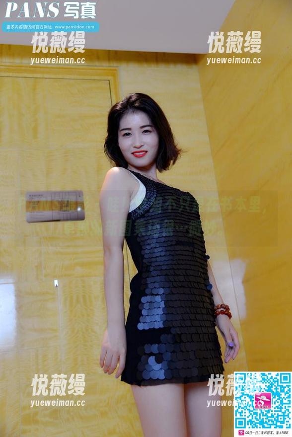 PANS摄影-卓琳 PANS摄影 - 哇!学姐不只是在书本里,卓琳的新图集还很…微妙。