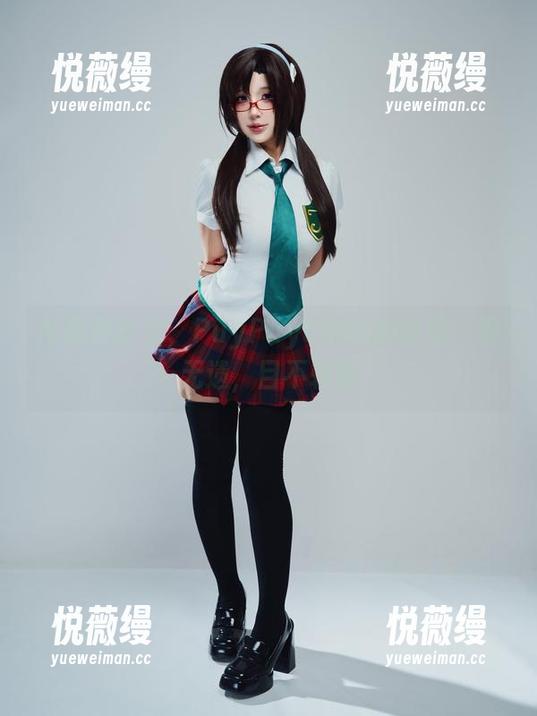 作品在教室，PuyPuyChan的全套一览无遗，目不转睛