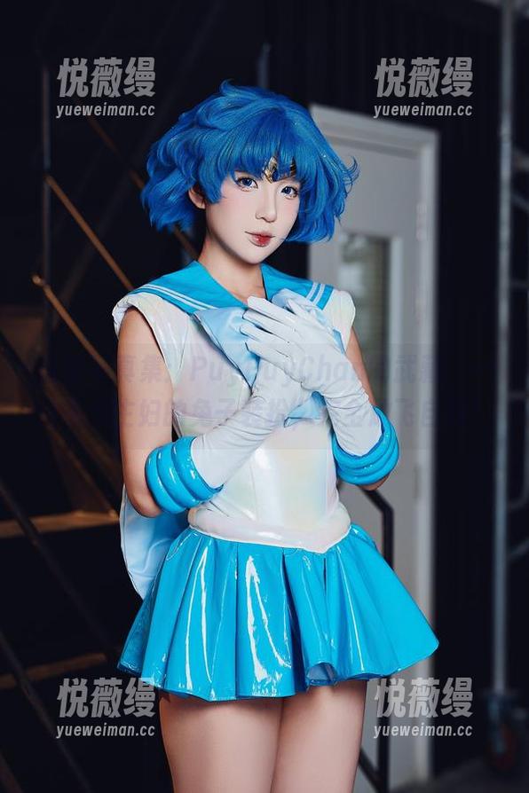 最新写真集：PuyPuyChan的武藏，一位家庭主妇的兔子装扮，完全放飞自我！