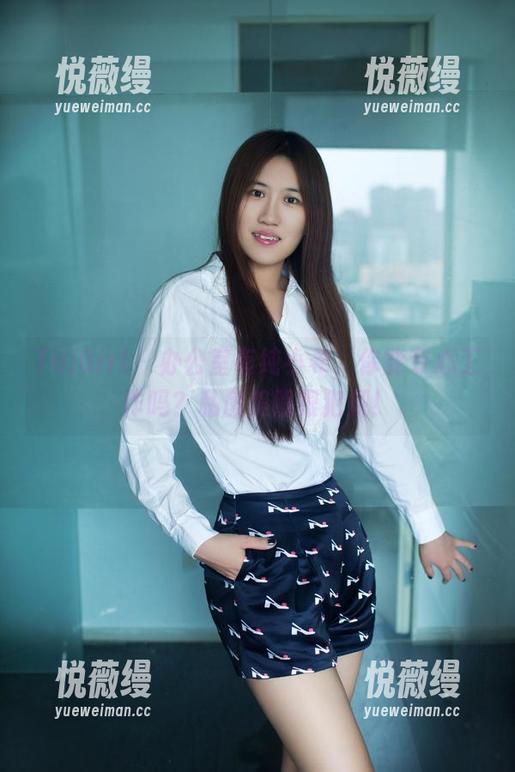TuiGirl-纯小希 TuiGirl - 办公室有纯小希,你能专心工作吗?私房美照很犯规!