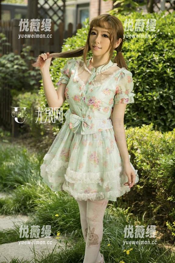UGirls尤果网 - 注意！这张雪馨的肉丝资源里，有些食堂心痛的画面，请酌情查看！