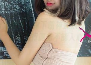 UGirls尤果网 – 拿下萌神妹妹的空姐作品，谁说飞行服务不能入心？