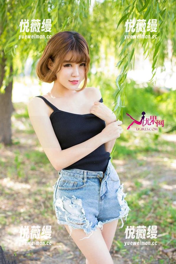 UGirls尤果网 - 教室氛围太神奇：赵娜娜的高清写真总能让我想起逃课的乐趣。