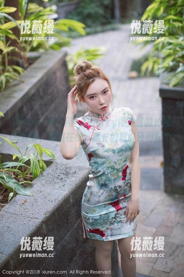 Xiuren秀人网-Cherry樱桃酱 Xiuren秀人网 - Cherry樱桃酱的长腿写真集,原图在线,腿长的同时还得配个脑瓜子!