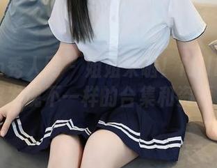 Xiuren秀人网 – 姐姐来啦！Milk大萌带你发现不一样的合集和资源～