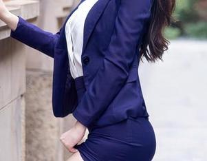 Xiuren秀人网 – 穿毛衣的姿势有多重要？sibyl是女巫直接无圣光砸过去的大片！