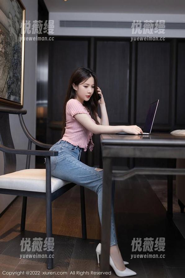 Xiuren秀人网-乔漫妮mina Xiuren秀人网 - 乔漫妮mina的裸足写真,让我的镜头半路报名参加了“美丽的困扰”大会,高清哦!