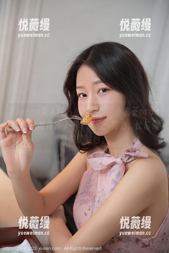 Xiuren秀人网-小橘子orange Xiuren秀人网 - 原图解锁,小橘子orange的瑜伽传递了一个信息:努力,比较需要的是脸色。