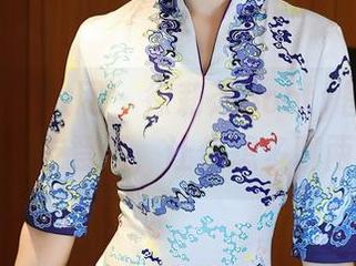 Xiuren秀人网 – 徐莉芝Booty图集：定制版女友登场，让你想多聊两句！