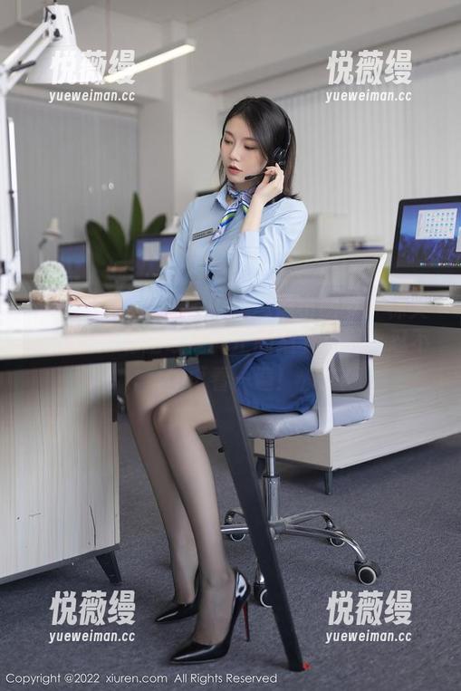 Xiuren秀人网 - 干嘛总说小细节？林文文的美脚私拍才是真正的细节控啊，忍不住再看一遍！