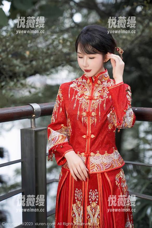 Xiuren秀人网 - 翻开爱的画册，来看爱酱里原图中的JK，顺便羡慕我的胸针！