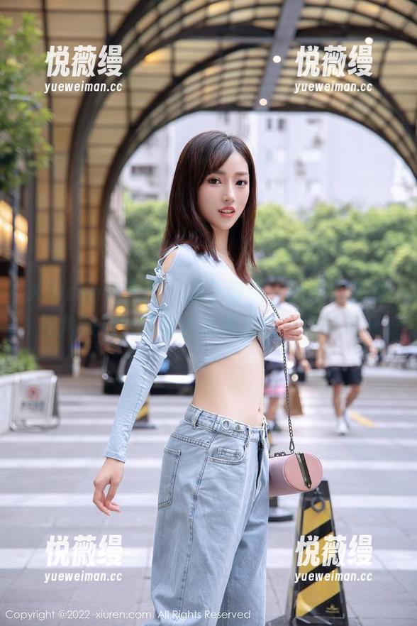 Xiuren秀人网 - 向王馨瑶yanni的高清视角致敬，这甜心合集就像一缕微风。