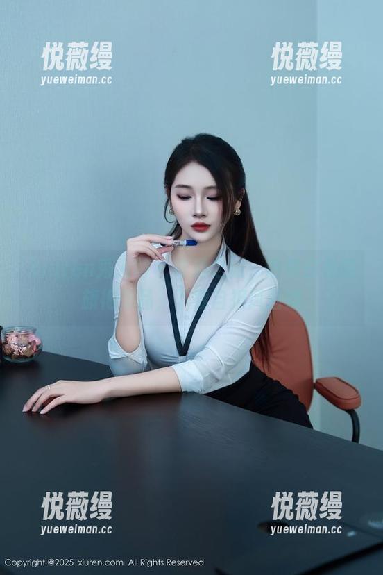 Xiuren秀人网-西希白兔 Xiuren秀人网 - 奇遇之旅,西希白兔的旗袍作品,下载自担风险哦