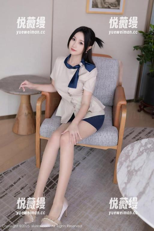 Xiuren秀人网 - 谢芷馨Sindy的吊带写真：美图拼凑出个梦，看来我也得添几件吊带了！