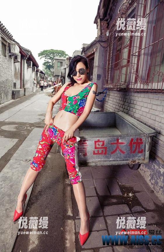 aiss - 索菲的美足艺术：图库里的每一幅作品都藏着小心思。