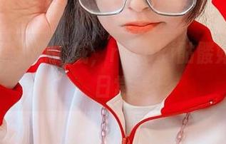 穿越到女王的领域，roroki骷髅姬私拍的日常