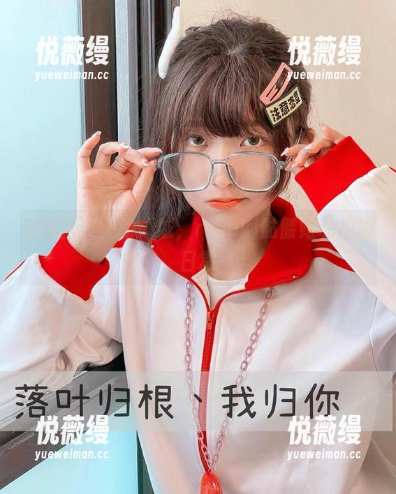 穿越到女王的领域，roroki骷髅姬私拍的日常