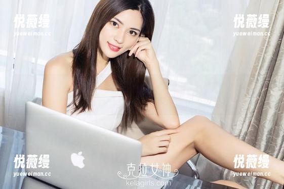 克拉女神 - 学姐菲菲教你穿JK—最新图包里有啥不为人知的趣事？