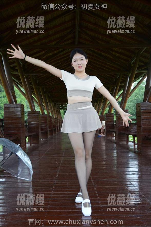初夏女神 - 图库里的安妮蕾丝：高清还原柔软的那种触感