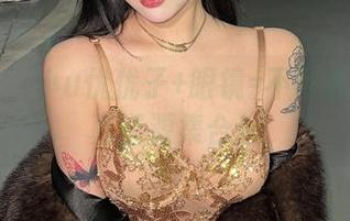 微密圈 – 小u优优子+眼镜=不可思议的写真资源集合！
