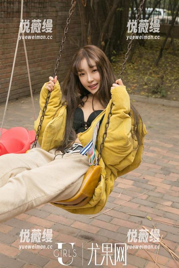 尤果网 - 谁能想到，杨晨晨的最新户外美图里藏着…些什么呢？