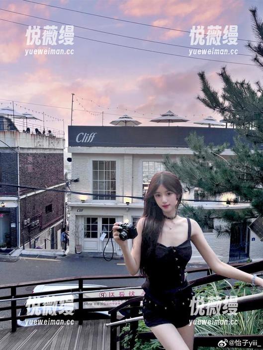 怡子yiii：冰公主的私房合集，冷艳又可爱，谁说冰冻的公主不能暖人心？