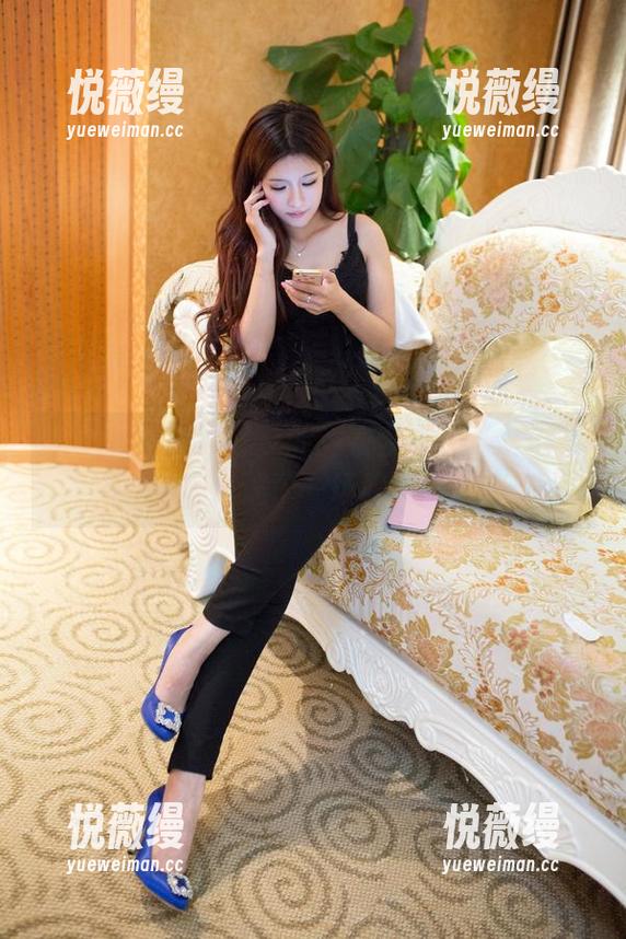 推女郎 - 模特林夕的睡衣梦游：作品集里的原图讲述了一场晚上冒险！