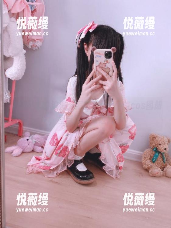 在渔网里的浪漫：摇摇乐yoyo的cos图册，鱼与美的无边联想