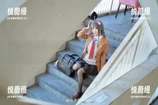 “无筝ryou贞德”的私密照，实在是太值了，来看不来随便你，不过小心小镇传闻哦！