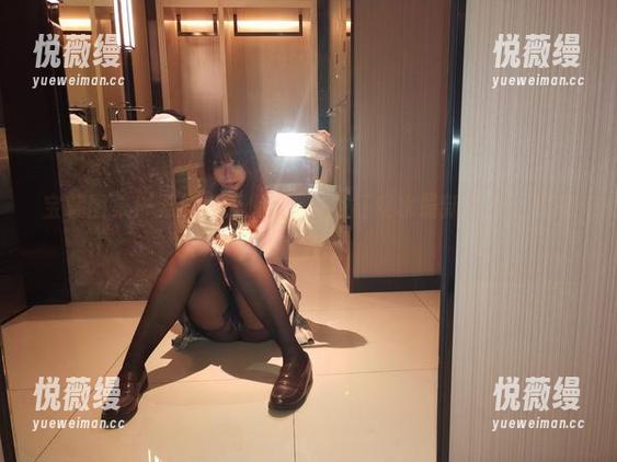 宝藏图集！无颜小天使wy的浴缸戏水最新演出，快来报名。