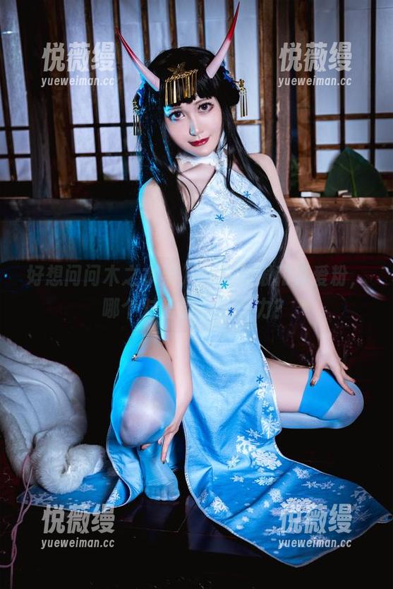 木之本果 好想问问木之本果,豹纹常服和真爱粉,哪个对爱最有杀伤力?