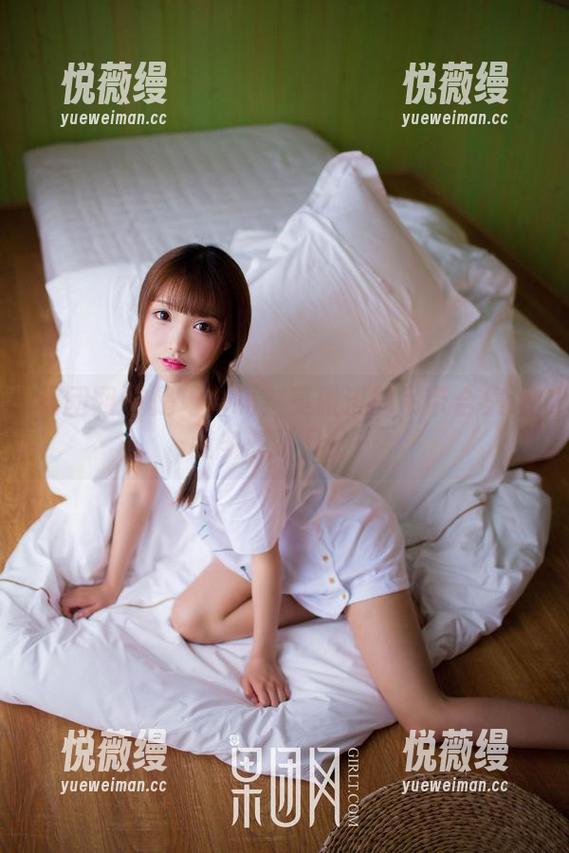 果团网 - 是巧合吗？莫雅淇的吊带合集让我多想了几分…