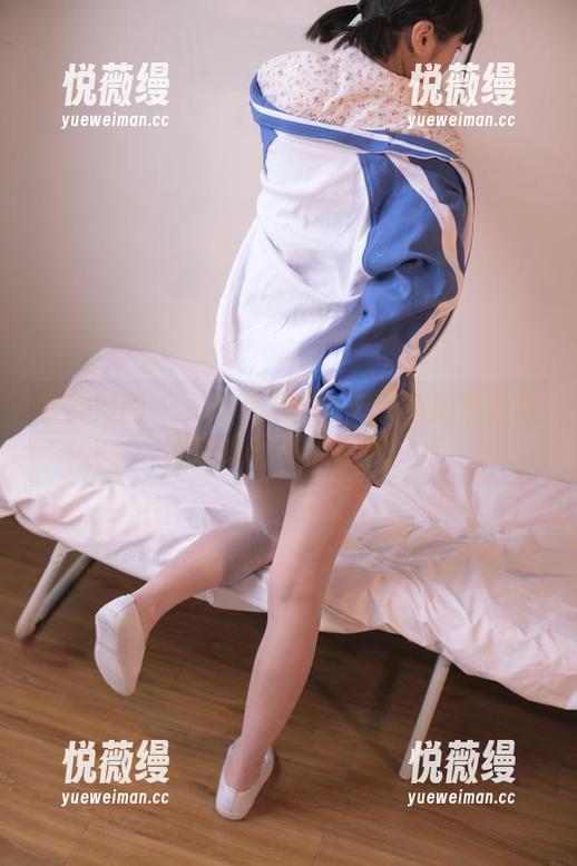森萝财团 - 女仆装不够？卉子家的黑丝踩物精选写真带你燃！