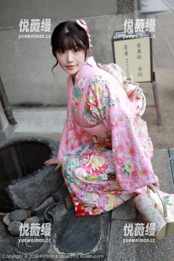 模范学院 - 高清美图，K8傲娇萌萌Vivian的小足趴在你心上！