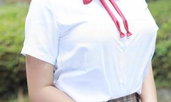 模范学院 – 无意间点进的杨可可coco厨娘收藏，造型挺不错的！