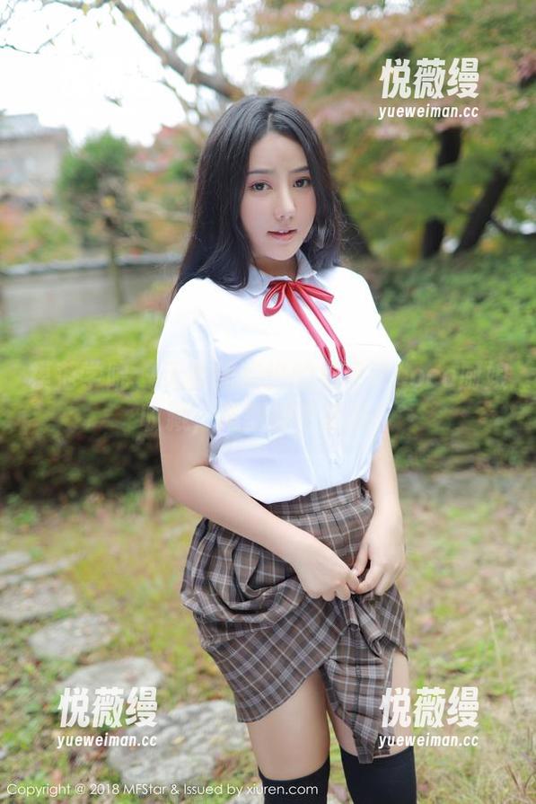 模范学院 - 无意间点进的杨可可coco厨娘收藏，造型挺不错的！