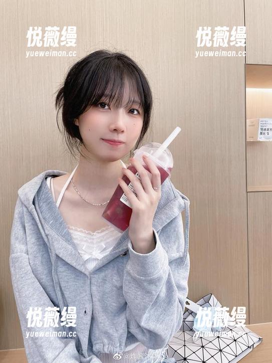 提起炸酱沐沐的贝尔法斯特写真，貌似又忘了我去过的那家酒吧了吧？