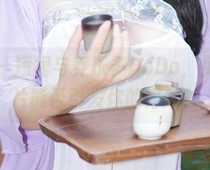秀人网 – 短裙与养乐多DoDo，免费的图片能否引发你的好奇？
