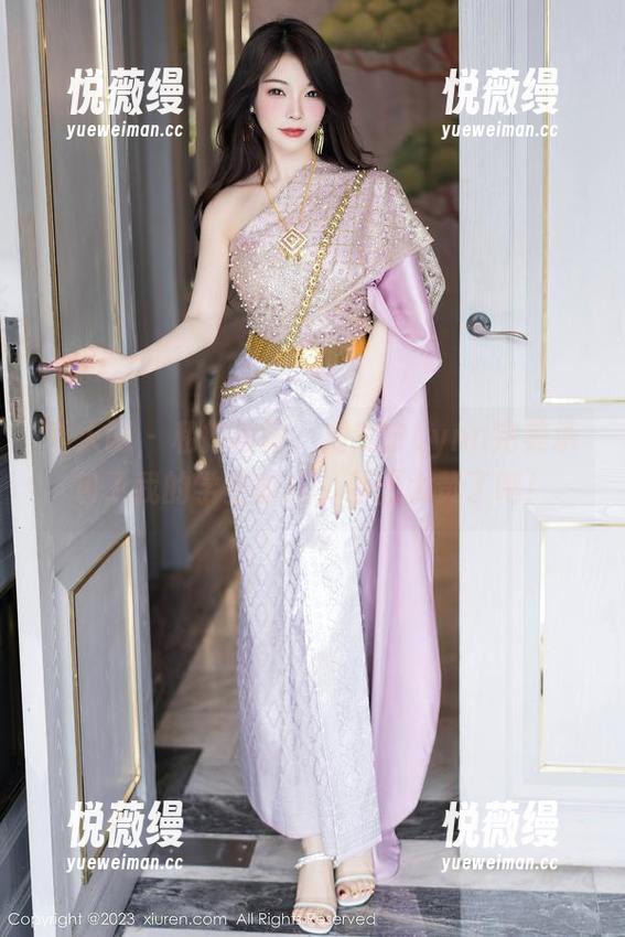 秀人网 - 私拍校服，刘奕宁Lynn完美承包了我的学生时代，原图太赞了吧！