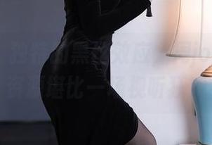 秀人网 – 独特的黑丝效应，周jojobaby资源堪比一场视听狂欢